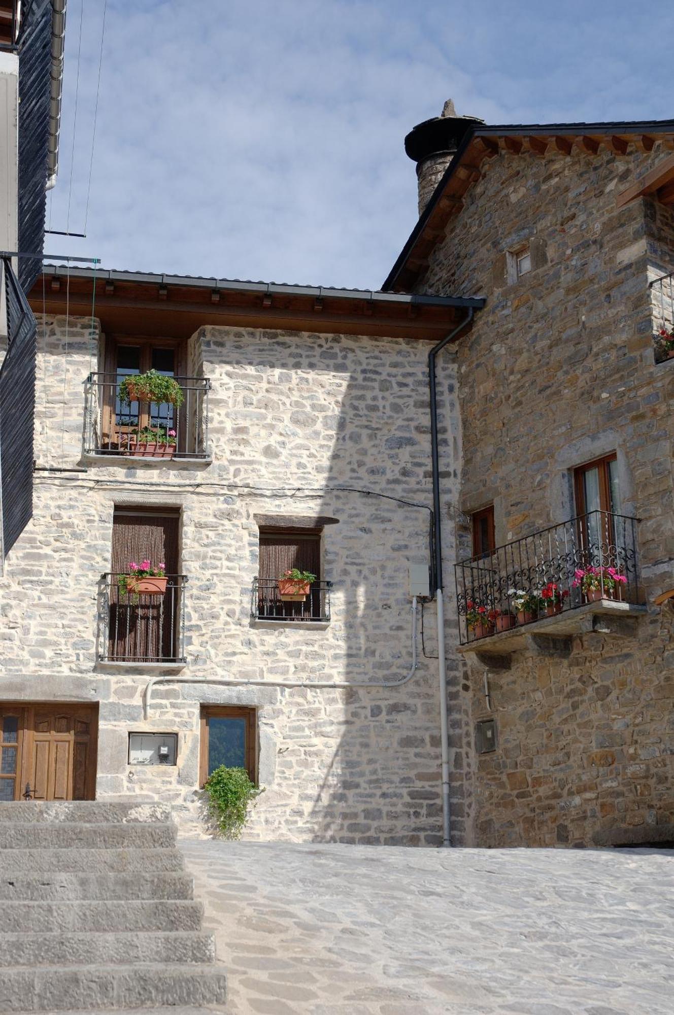 Apartamento El Patio Casa Cajal Torla-Ordesa Exterior photo